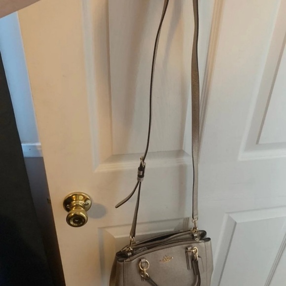 Coach Gold Crossbody Bag - Picture 5 of 9
